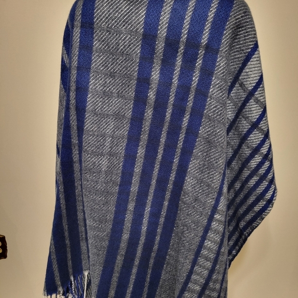 Woolrich Poncho Onesize Blue Shawl Rodeo Winter Farm Mountians - Picture 6 of 7